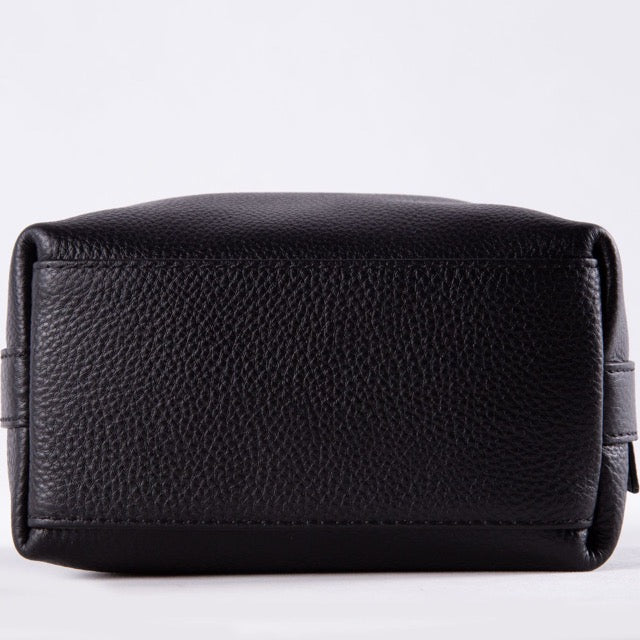 Bond Mini Drawstring Bucket Handbag | Top Handle Handbag In Leather
